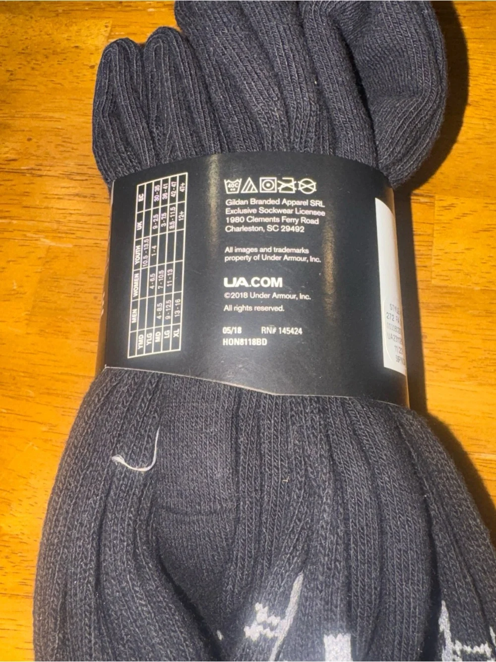 Under Armour Performance 4 Pair Crew Socks Large Black Mens 9-12.5 New With Tags